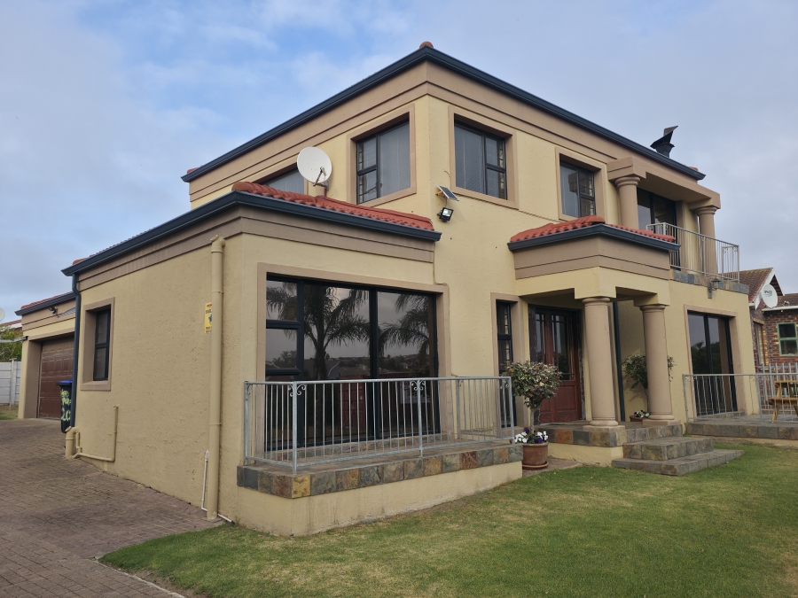 4 Bedroom Property for Sale in Noorsekloof Eastern Cape